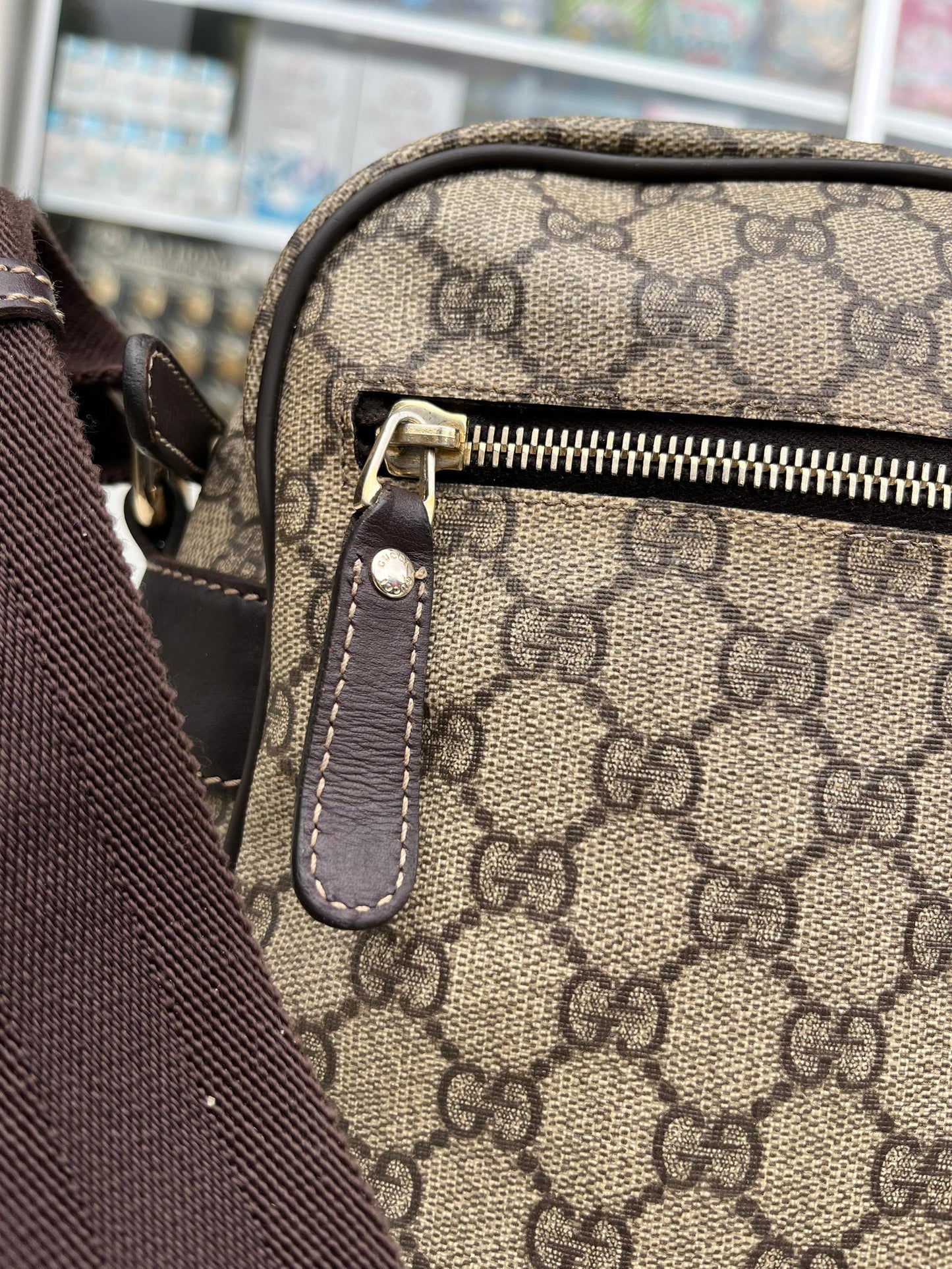 Gucci GG Supreme Messenger Bag