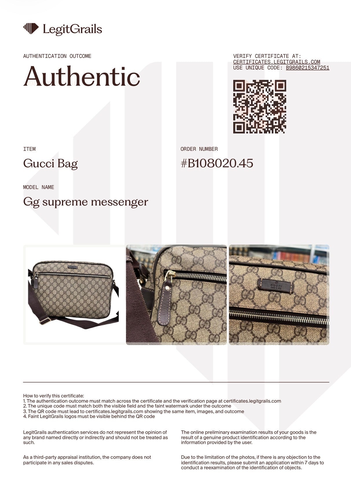 Gucci Supreme Medium Messenger Bag