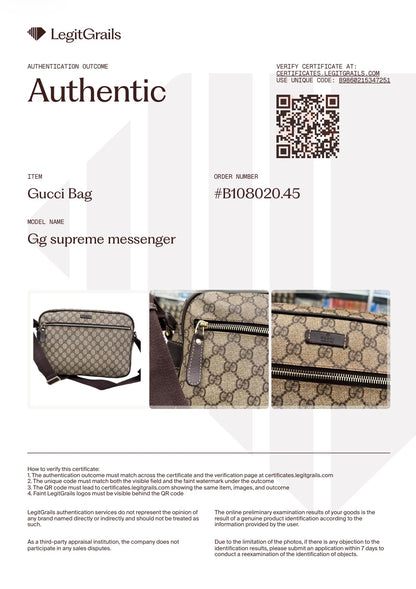 Gucci Supreme Medium Messenger Bag