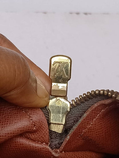 Louis Vuitton Papillon 30 Handbag